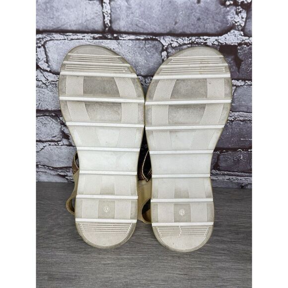 Fantasy Sandals Tan Nubuck Fabric Cross Strap Wedge Flex Sole Women’s 39EU/8.5US - Picture 8 of 16